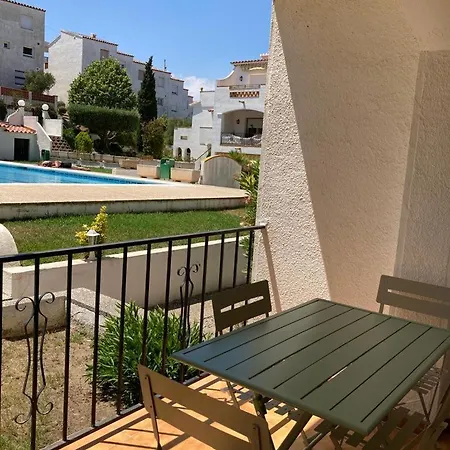 Bel Face Piscine En Rdj דירה